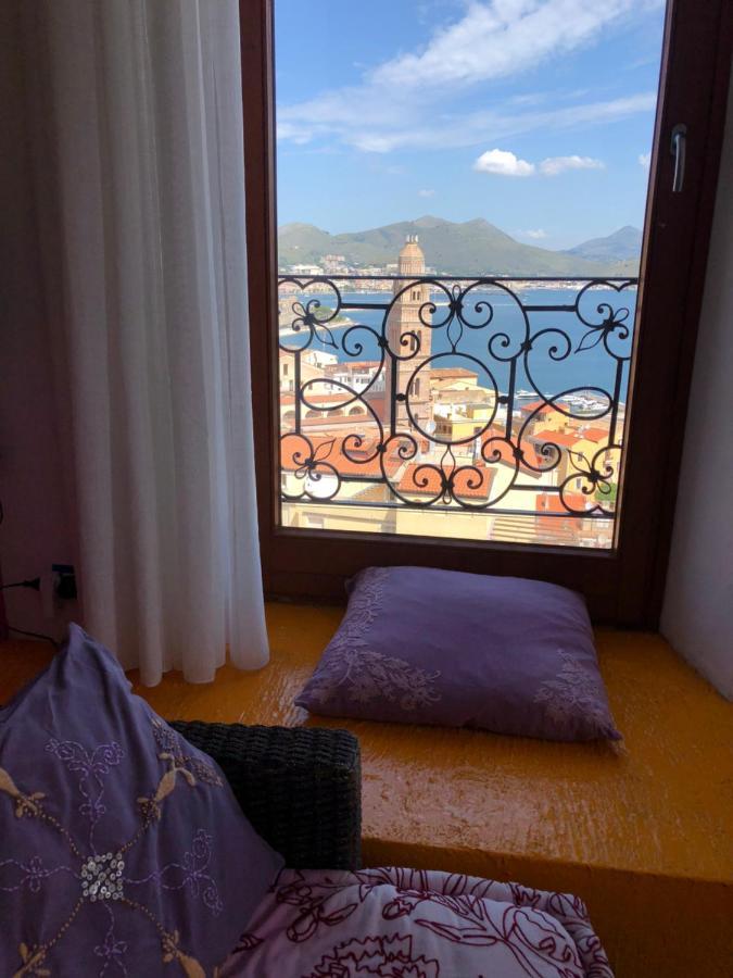 Le Suite Guarinelli B&B Gaeta Bagian luar foto