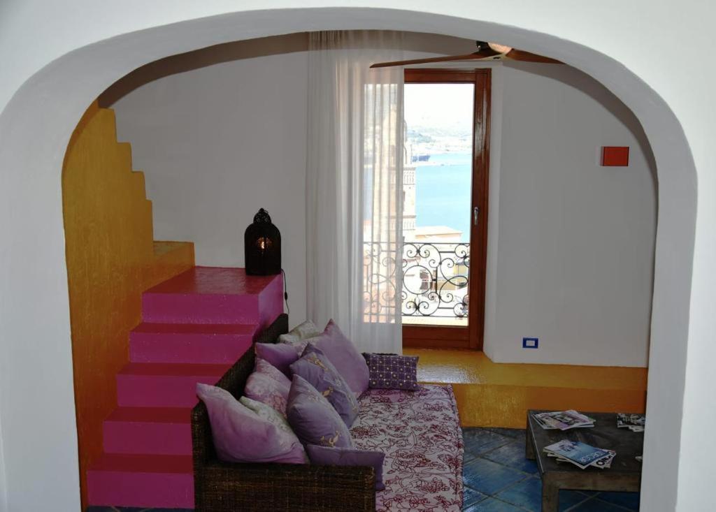 Le Suite Guarinelli B&B Gaeta Bagian luar foto